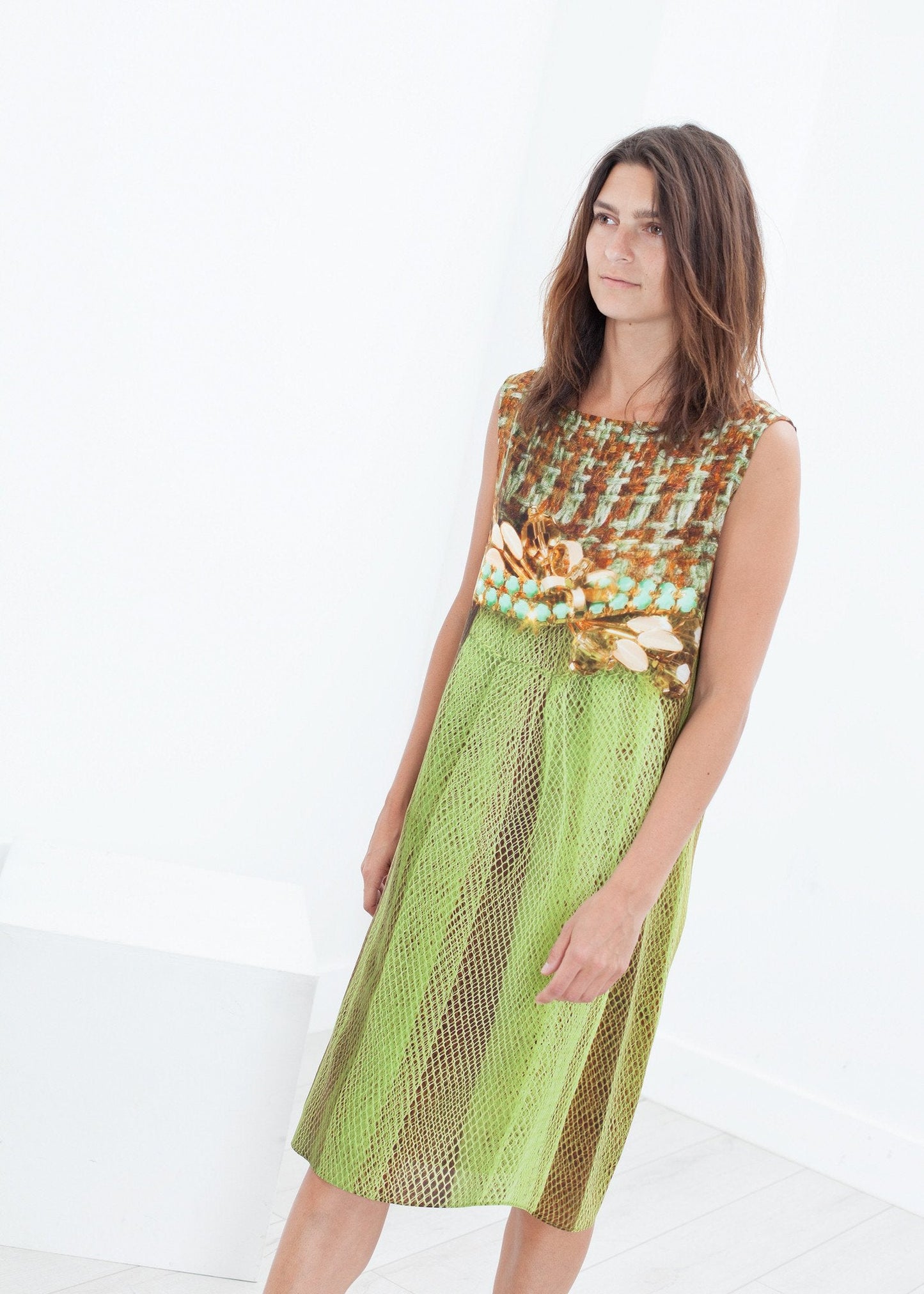 Silk Shift in Tweed und Netz