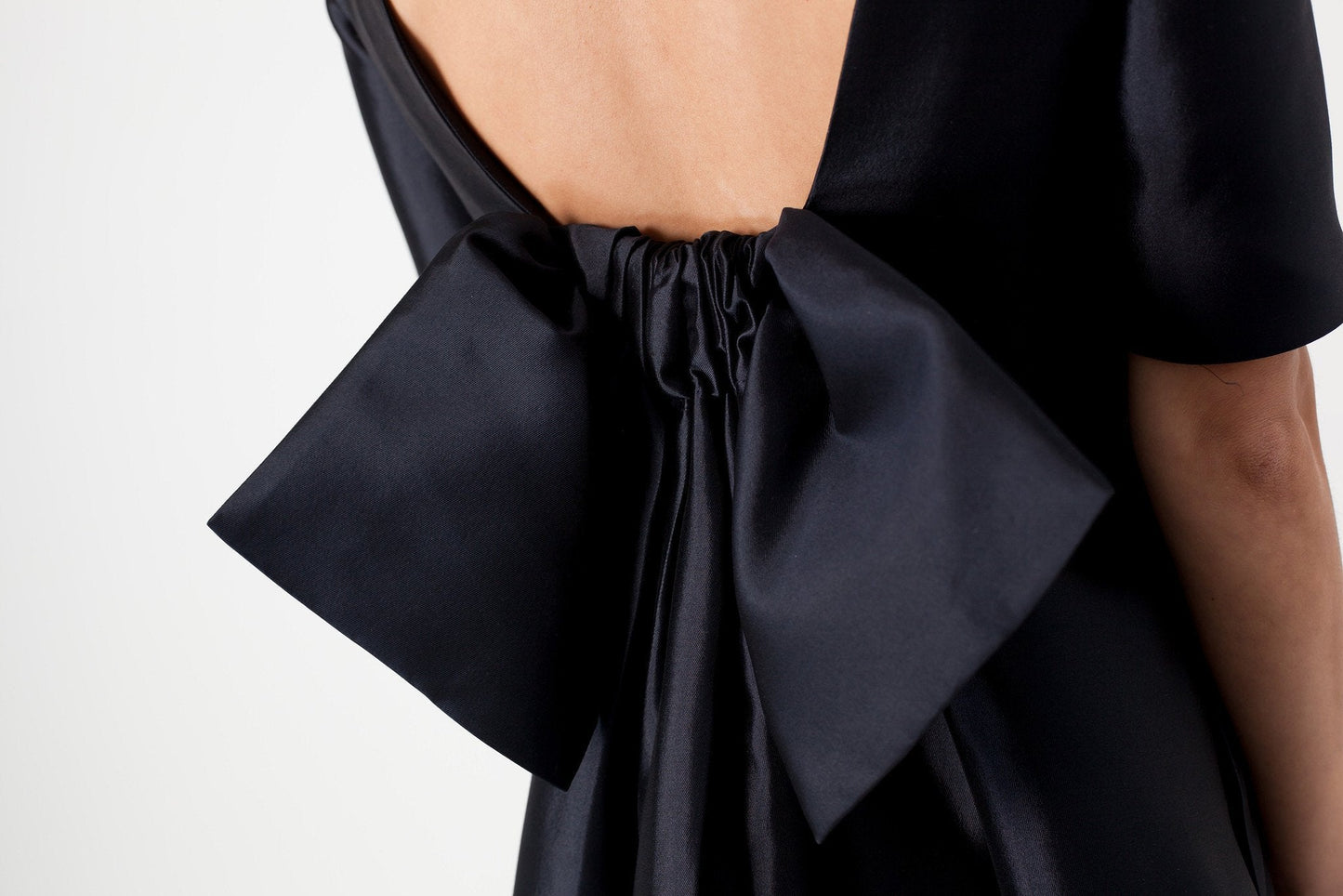 Krawattenkleid in Navy