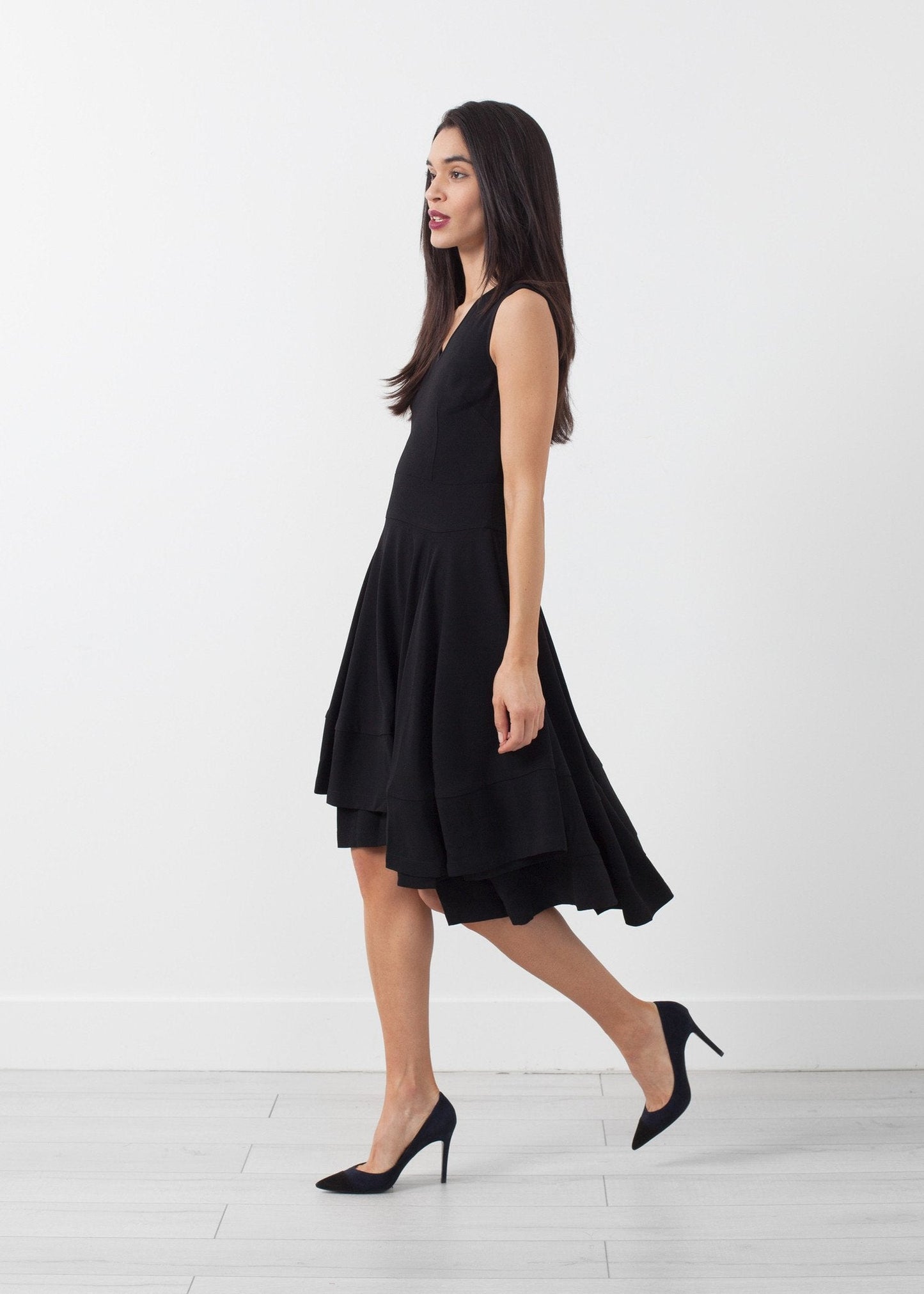 Kleid mit V-Ausschnitt