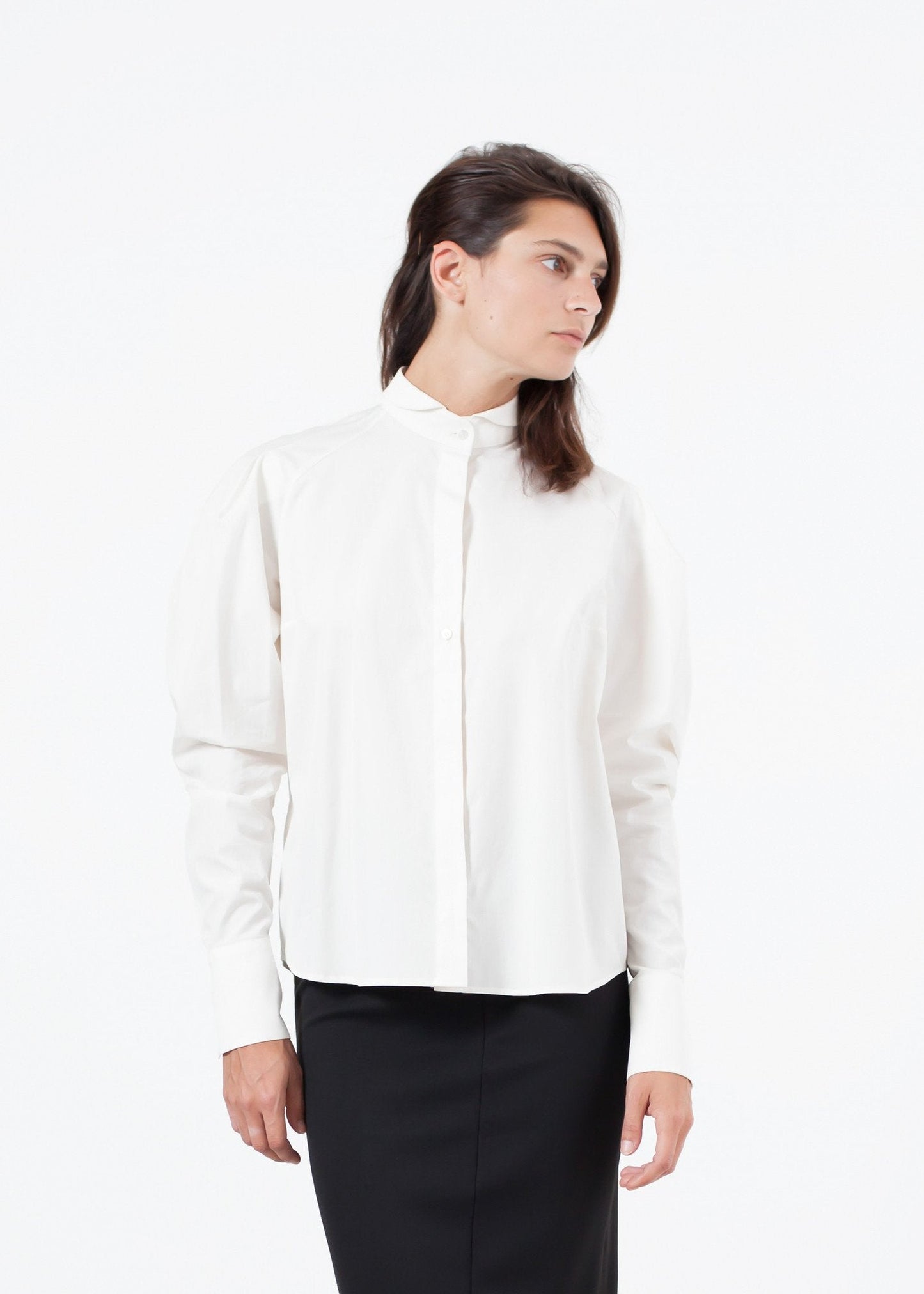Popeline-Bluse mit Zierkragen in Off White
