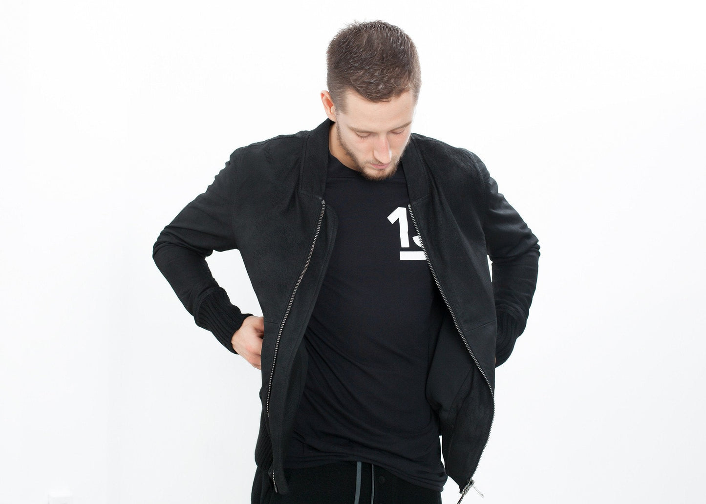 Zerbrochener Lederbomber in Schwarz