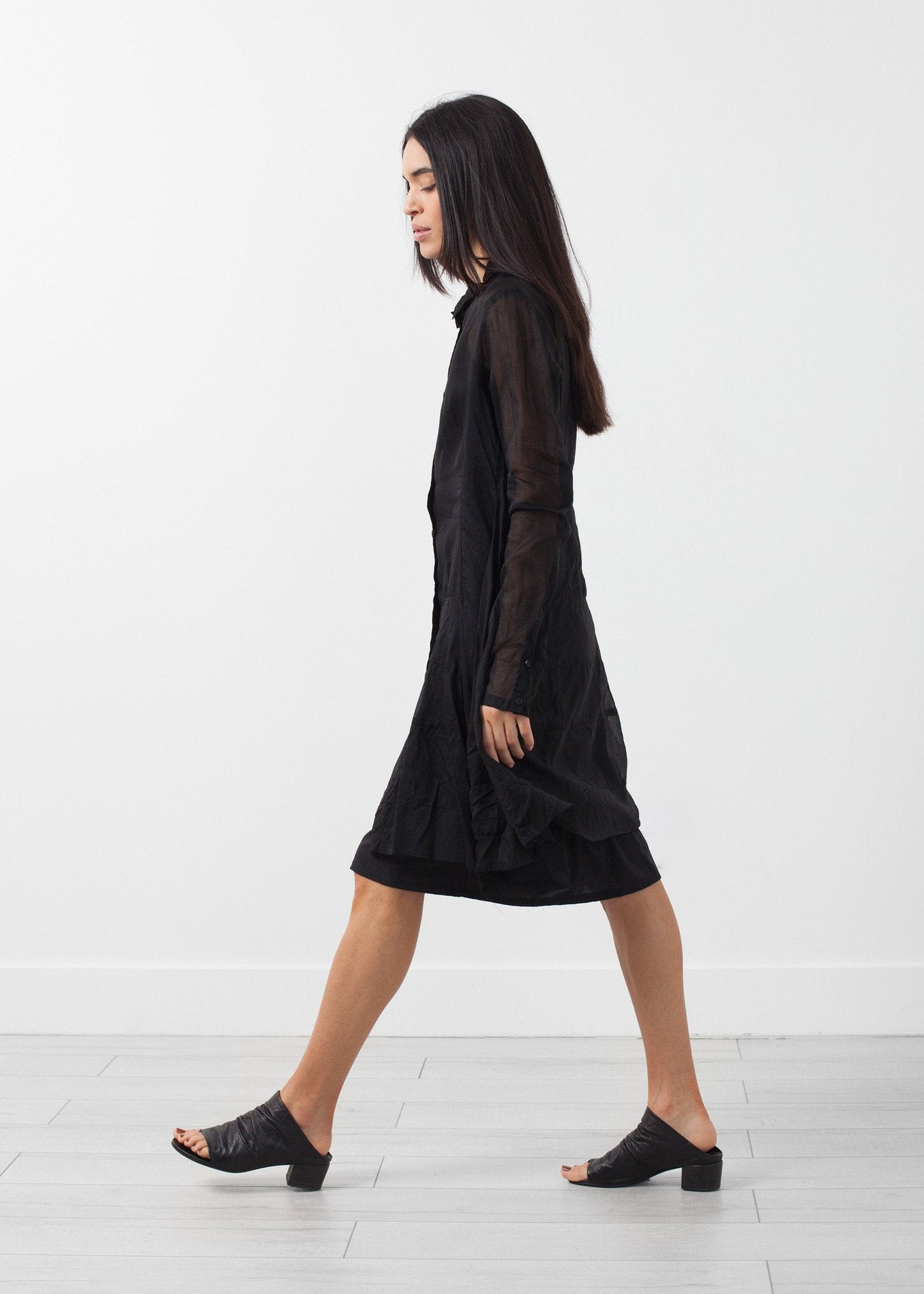 Kleid mit Knöpfen
