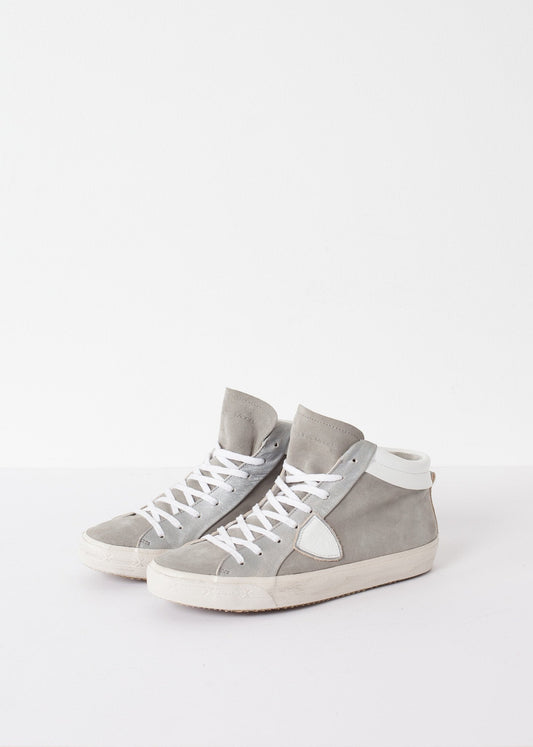 Hoher Sneaker