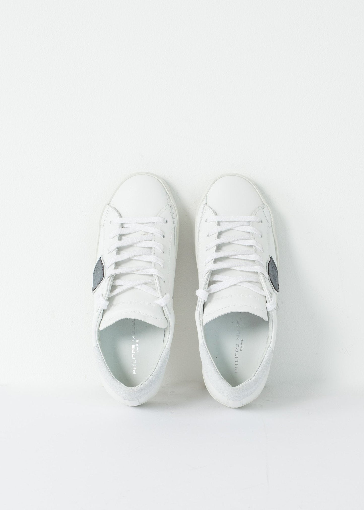 Donna Low-Top