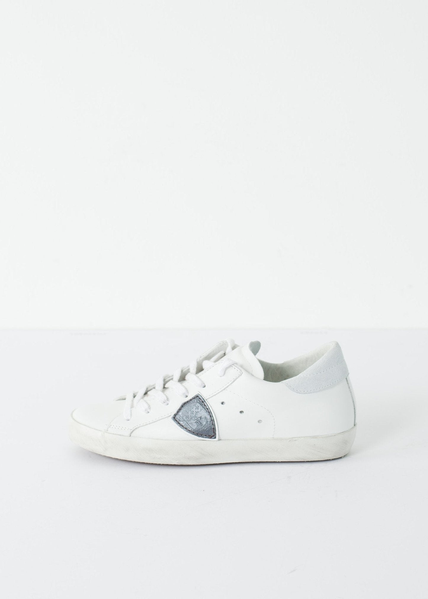 Donna Low-Top