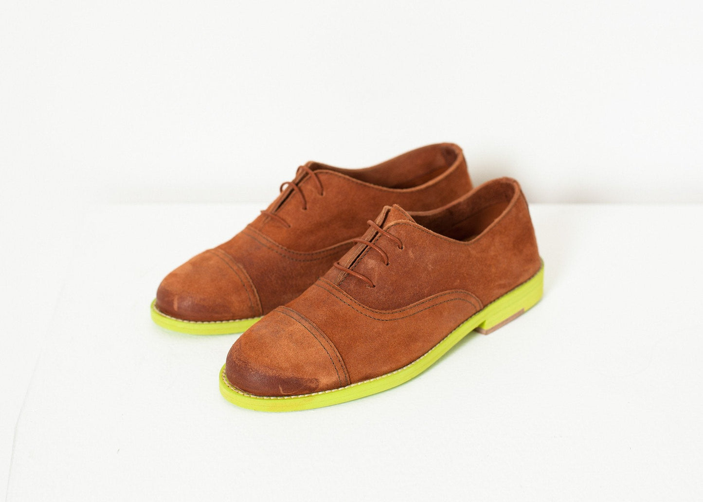 Wildleder-Oxford in Natur/Lime